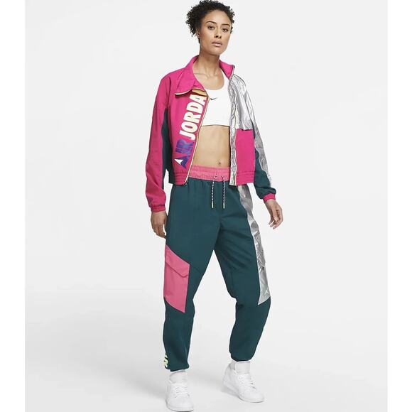 Air Jordan Women's Size Large Utility Winter Jacket & Jogger Pants 2 Piece Set - Picture 1 of 16